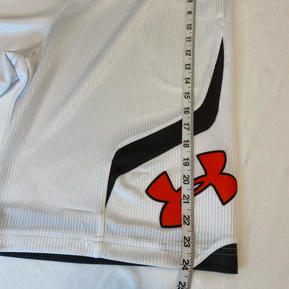 Men’s Under Armour shorts - Picture 10 of 11